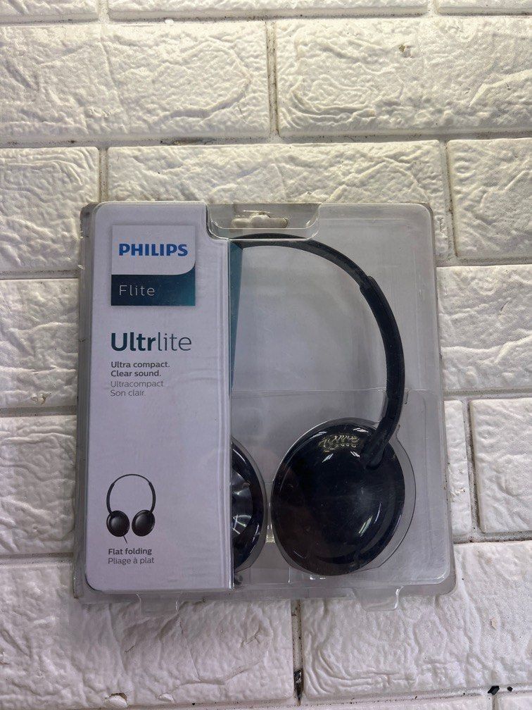 Philips Flite Ultrlite Headphone (Category: Headphones & Headsets) located in Pasay City. Submitted by enrico_appliances (Listing ID 1311783724, Image 3). Description: excellent conditon with box.
