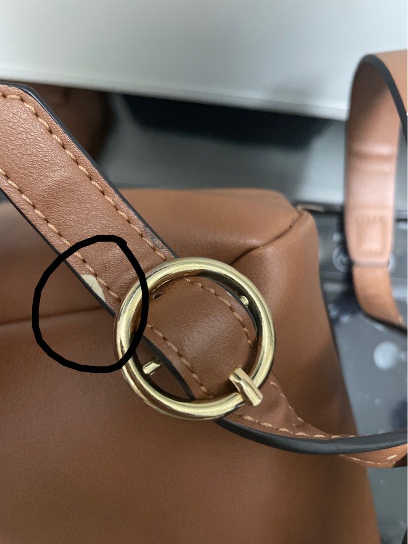 Pull&bear backpack （分類：背囊）位於 Hong Kong。 由 anna1008. 提交（商品編號 1311763473，圖片 6）。簡介： 。