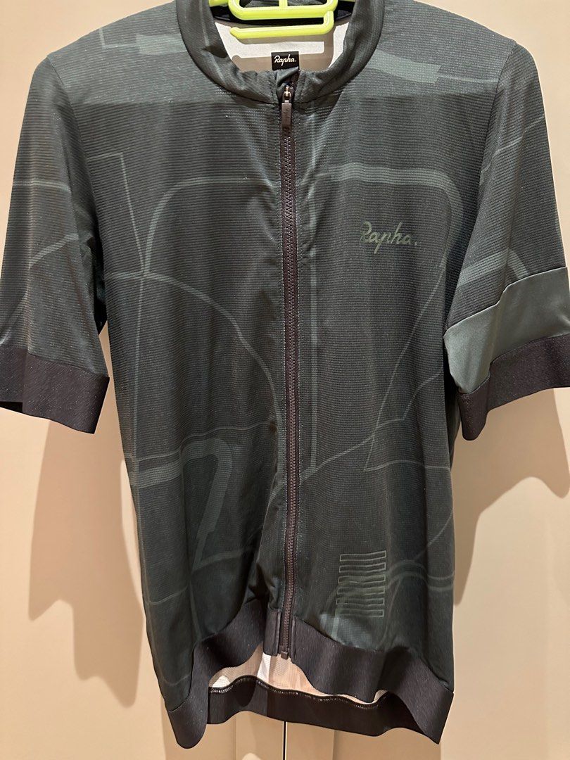 Rapha jersey (Category: Activewear) located in Singapore. Submitted by rover23 (Listing ID 1311867251, Image 1). Description: Size M. Good condition and hardly wore it. .