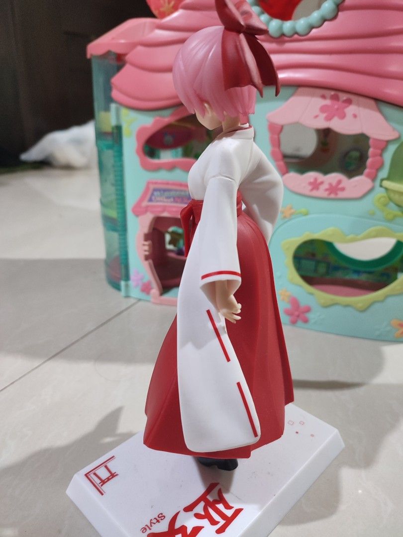 Re:zero Rem and Ram kimono red figure (Category: Figurines & Statues) located in Davao. Submitted by strawberryshortcake8899 (Listing ID 1311862945, Image 3). Description: Negotiable 650 each 1,200 for both Rem has a small mark on her stand.