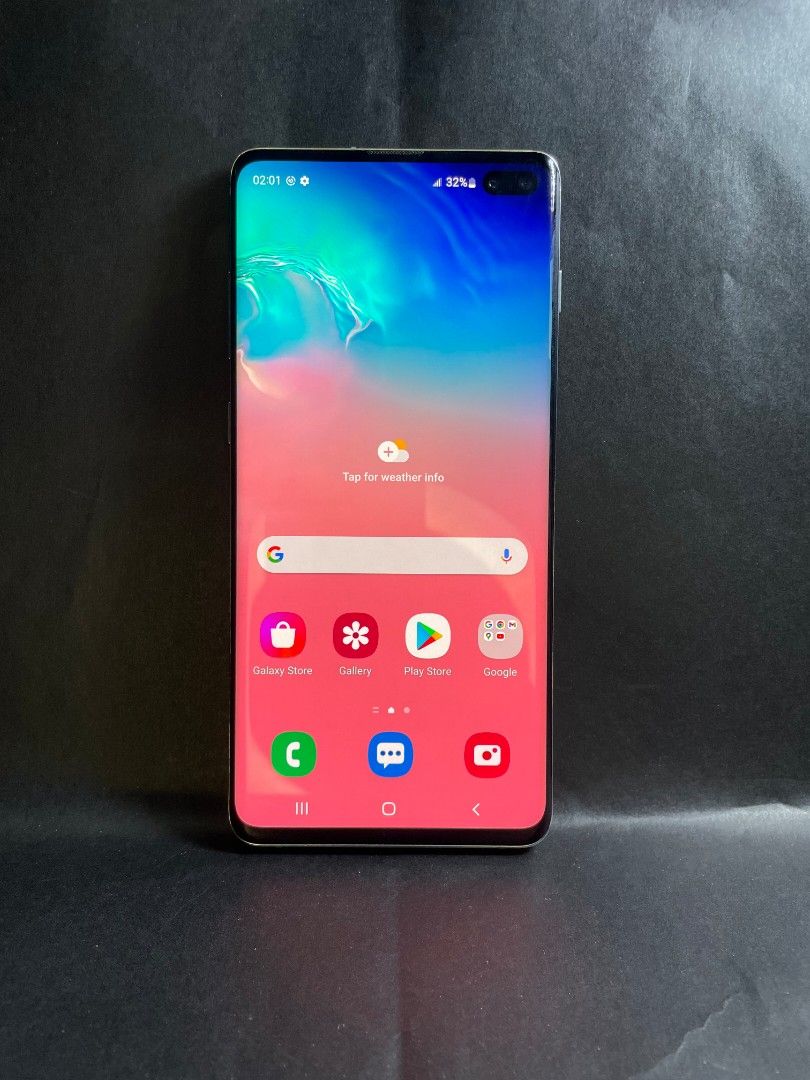 SAMSUNG s10 plus (Category: Samsung) located in Quezon City. Submitted by mubrogadgets (Listing ID 1311731847, Image 1). Description: SUPER SALE!!! 🔥SAMSUNG S10 plus ❤️ for sale or swap ₱9000 WE ACCEPT CASH ON DELIVERY VIA LBC IN ALL PART OF PHILLIPINES AND LALAMOVE FOR IN METRO MANILA SAGOT NYO PO SHIPPING FEE No issue no history of repair or issue ➡️Super linaw ng both camera ➡️Flagship Phone ➡️gaming Phone • 128GB | 8GB • NTC •Dynamic AMOLED,