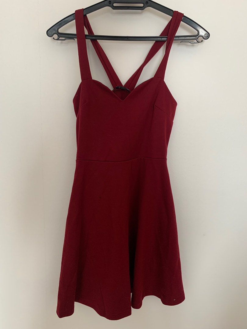 Red backless skater dress outlet