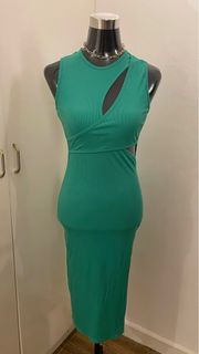(Category: ) located in . Submitted by declutterxcloset (Listing ID 1311712827, Image 1). Description: .