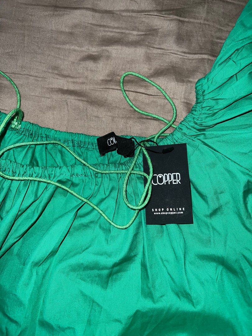 Shop Copper BNWT Green Puff Cropped Top (Category: Blouses) located in Taguig. Submitted by belabelabela (Listing ID 1311739028, Image 2). Description: 🍀 SHOP COPPER GREEN PUFF SLEEVED CROP TOP 🍀 • brand new; never worn, still with tags :) • so classy in person ! • fits xs-m rfs: decluttering.