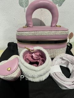 (Kategori: ) berada di . Dikirim oleh Q.Store19 (ID iklan 1311717081, Gambar 1). Deskripsi: .
