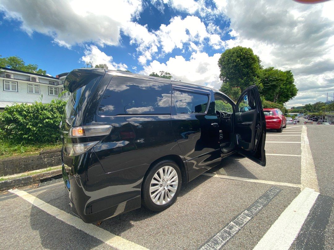 Toyota Vellfire 2.4 Z G-Edition (A) (Category: Used Cars) located in Singapore. Submitted by mrburns (Listing ID 1311891967, Image 2). Description: Spend close to 15k changing all wear and tear, overhaul GB, Tyre, interior fittings . Entertainment system , new paint . New interior insulation , Receipt all kept 2nd car , seldom use always in Carpark sheltered . Good and safe to drive for 5 years Well maintained . Renewed for 5 years No dealers ple
