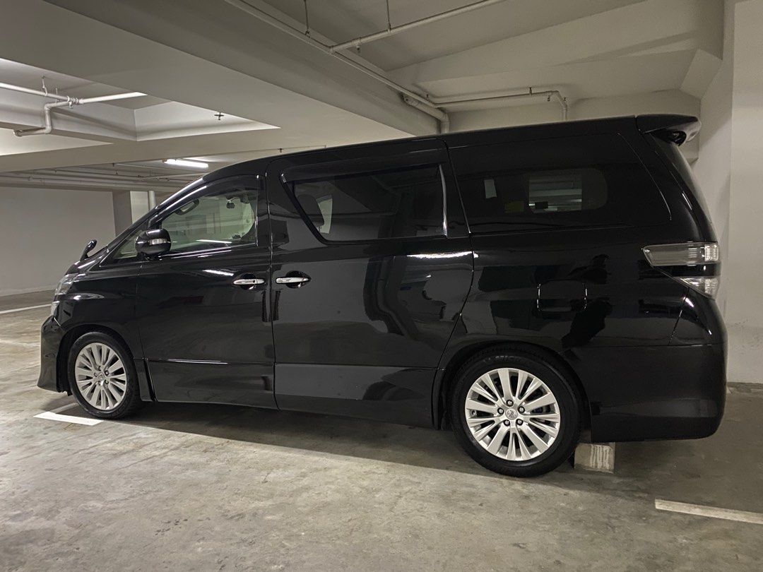 Toyota Vellfire 2.4 Z G-Edition (A) (Category: Used Cars) located in Singapore. Submitted by mrburns (Listing ID 1311891967, Image 3). Description: Spend close to 15k changing all wear and tear, overhaul GB, Tyre, interior fittings . Entertainment system , new paint . New interior insulation , Receipt all kept 2nd car , seldom use always in Carpark sheltered . Good and safe to drive for 5 years Well maintained . Renewed for 5 years No dealers ple