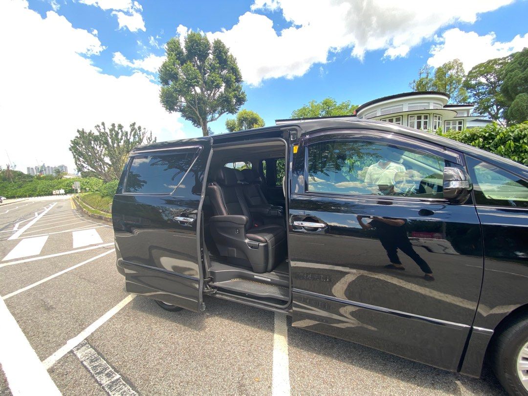 Toyota Vellfire 2.4 Z G-Edition (A) (Category: Used Cars) located in Singapore. Submitted by mrburns (Listing ID 1311891967, Image 1). Description: Spend close to 15k changing all wear and tear, overhaul GB, Tyre, interior fittings . Entertainment system , new paint . New interior insulation , Receipt all kept 2nd car , seldom use always in Carpark sheltered . Good and safe to drive for 5 years Well maintained . Renewed for 5 years No dealers ple