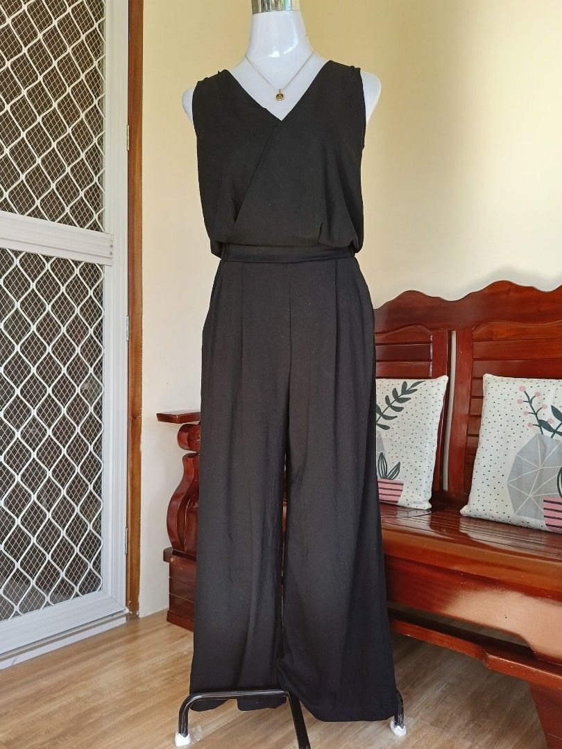 Uniqlo jumpsuit ph cheap