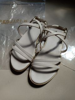 (Kategori: ) berada di . Dikirim oleh massyaaaa (ID iklan 1311735768, Gambar 1). Deskripsi: .