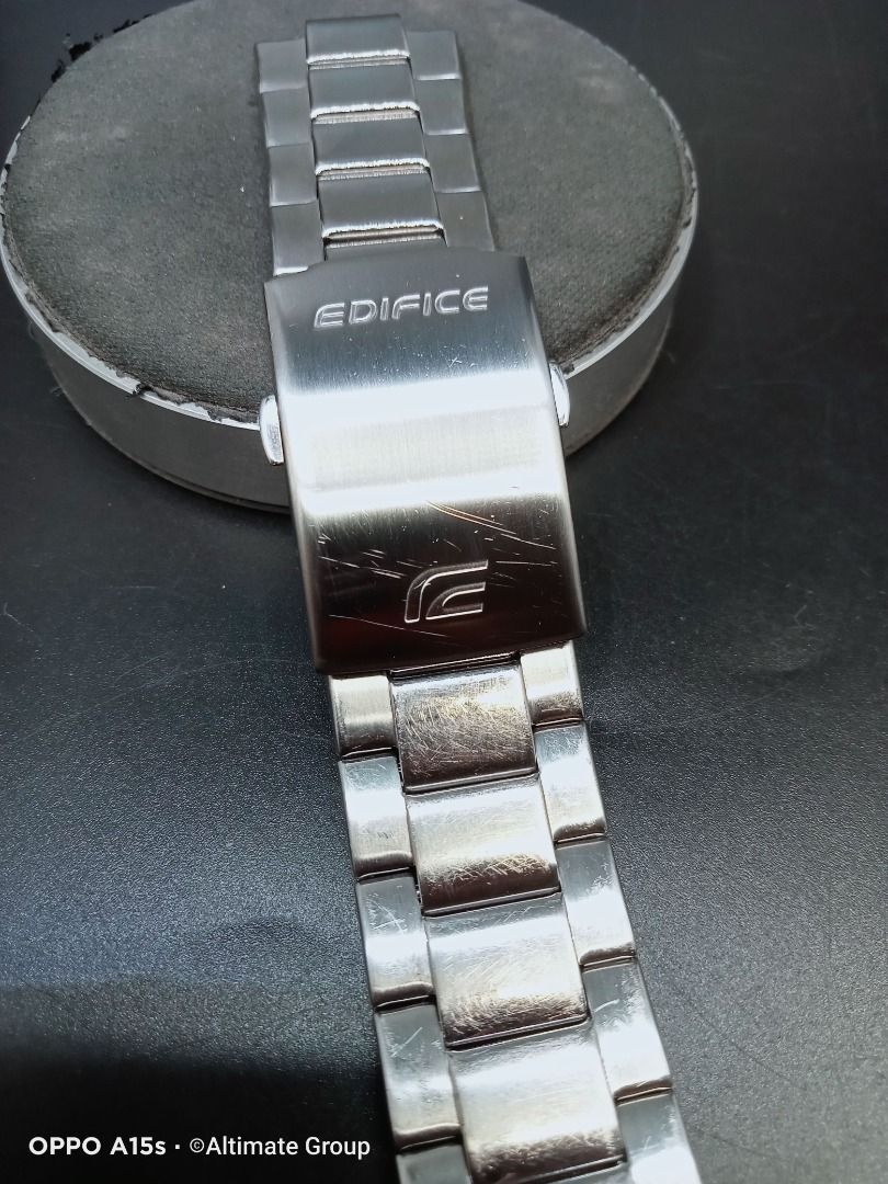 Used Casio Edifice Signed EF 132D 1A4V Oyster Design 22mm SS Watch Bracelet and Spring Bars
