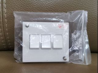 (Category: ) located in . Submitted by cpseller (Listing ID 1313462419, Image 1). Description: .