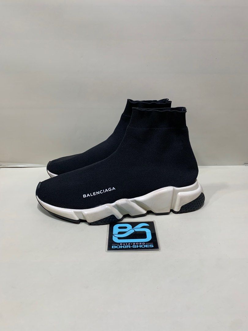 Balenciaga 41 Fesyen Pria Sepatu Sneakers di Carousell