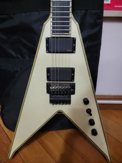（分類：）位於 。 由 thomasyuen2000 提交（商品編號 1313566821，圖片 1）。簡介： 。