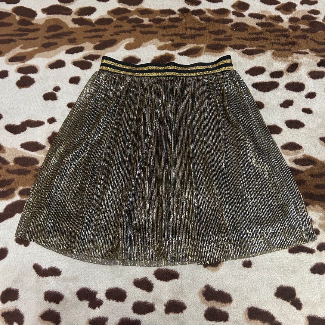 Gold pleated skirt h&m best sale