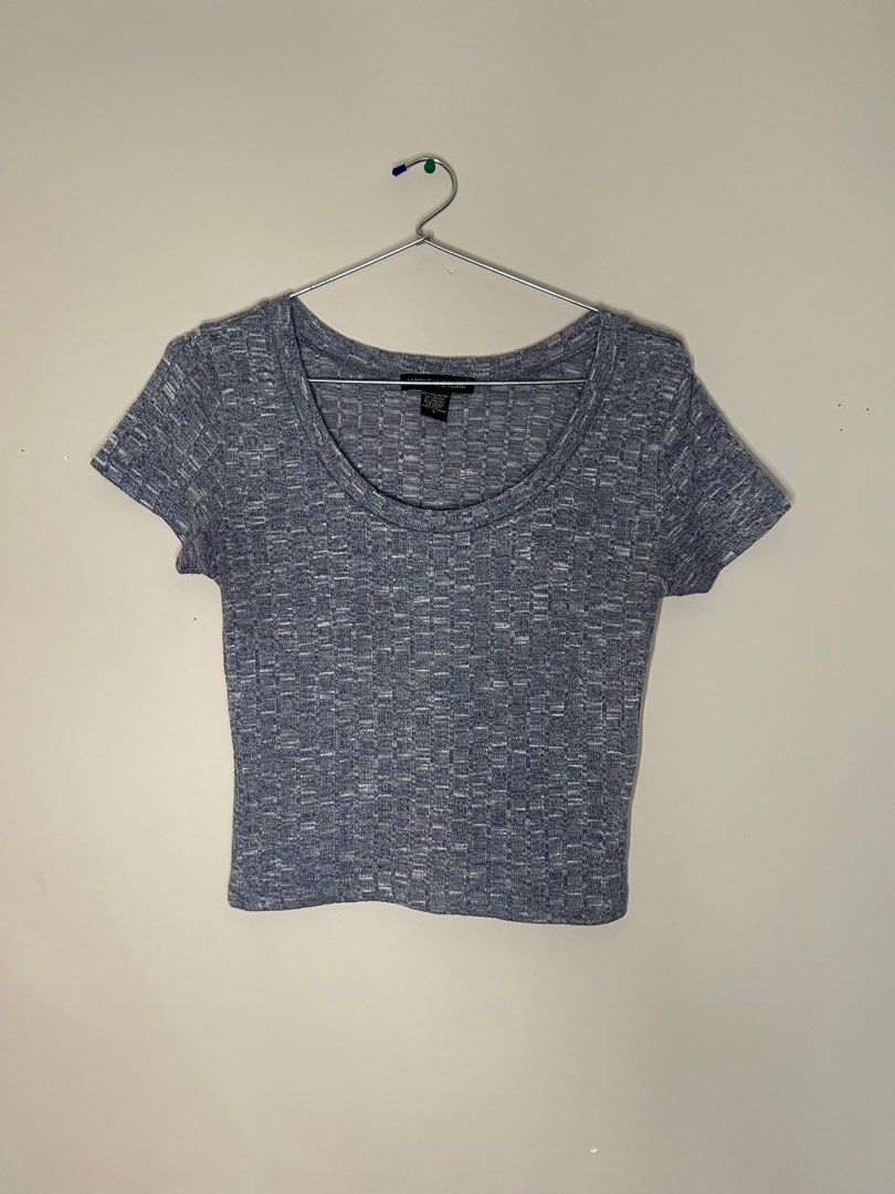 Casual stretchy crop top (Category: Clothes) located in Toronto. Submitted by venya260 (Listing ID 1313458639, Image 2). Description: Brand: American Dream Size: US S Colour: Blue Clothing Blend: 48% Polyeste, 48% Rayon & 4% Spandex Condition: Like New Comfortable, slightly see through material .