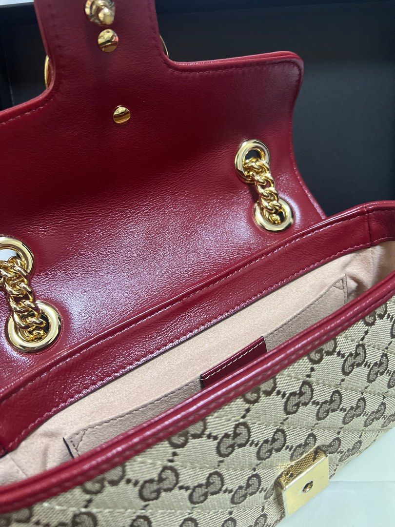 Gucci marmont bag inside deals