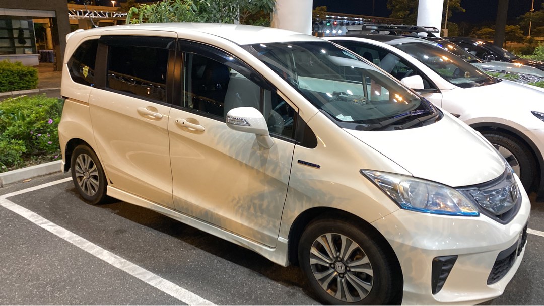 Honda Freed 1.5 Hybrid 1.5 G Auto62865872830722112