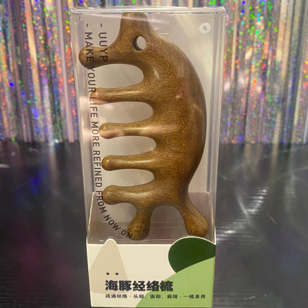 l-B0106 Wooden Massage Comb-13148317 (Category: Makeup) located in Paranaque City. Submitted by gladkingphilippines (Listing ID 1313507966, Image 1). Description: .