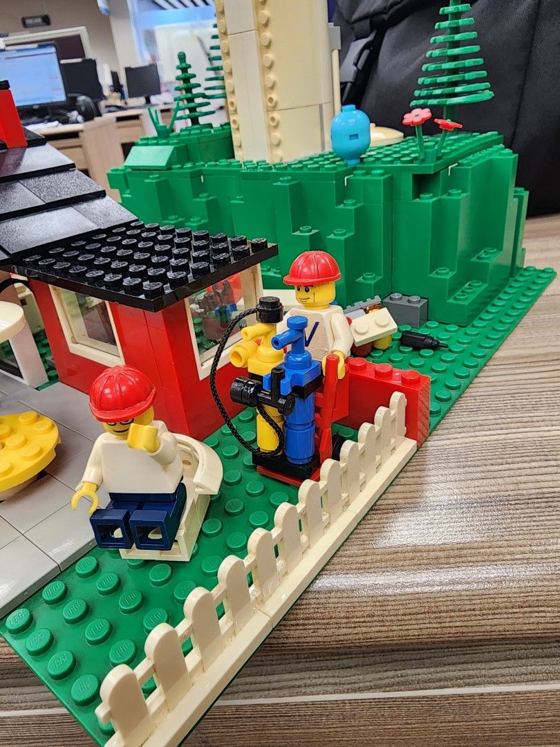 lego 4999 10268 Carousell