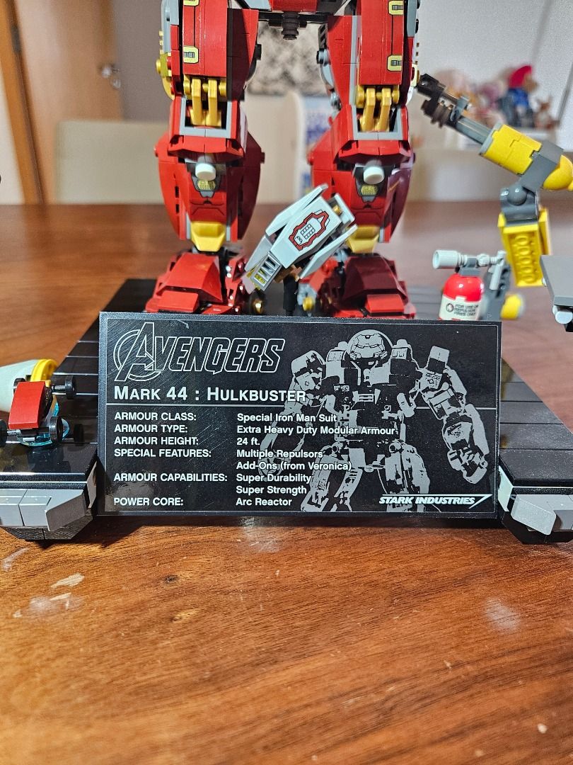 Lego 76105 Hulkbuster Original no missing pieces assembled with instructions