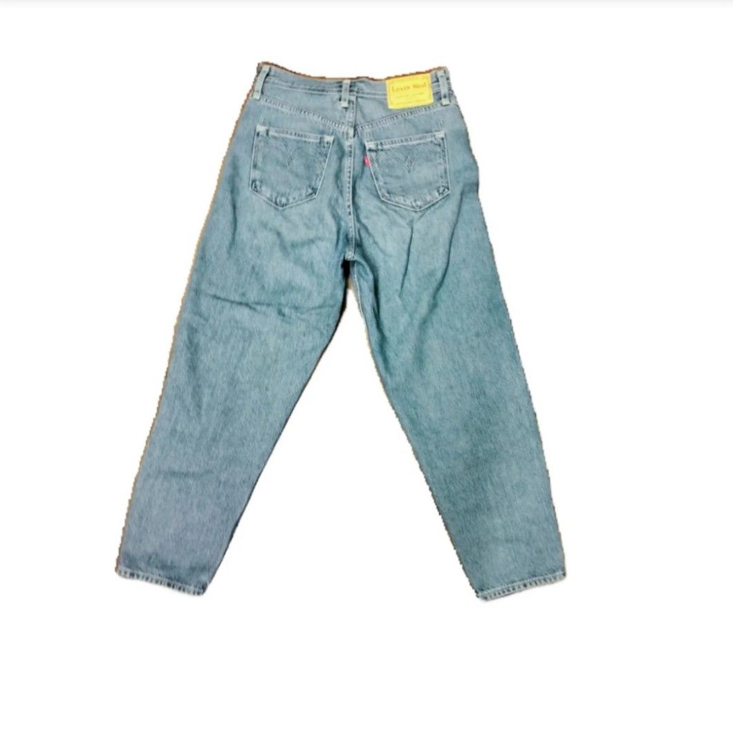 Levis hight waisted Jeans size 28