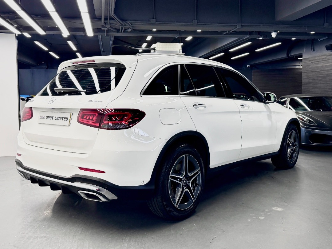 Mercedes-Benz GLC300 4MATIC Automatic62863127649282114