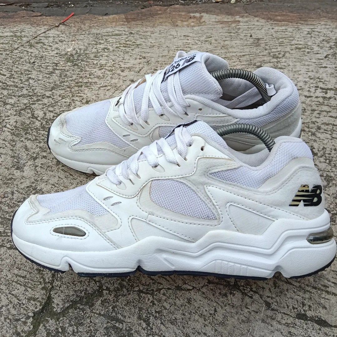 New Balance 426