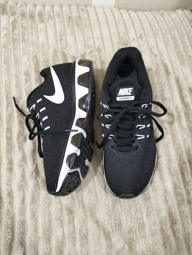 Air max tailwind 8 black best sale