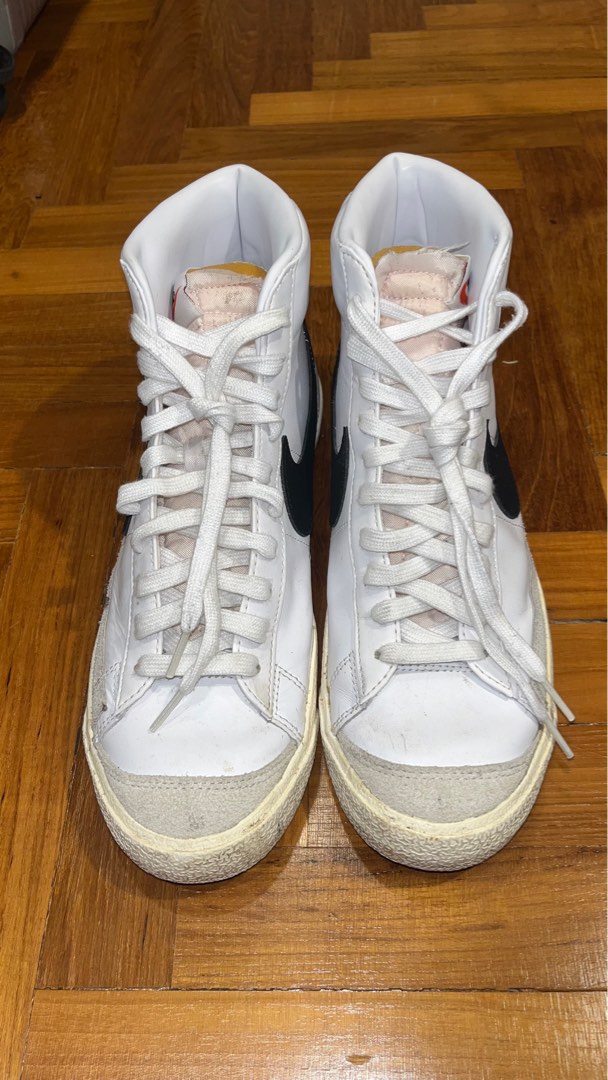 Nike Blazers us9 Sneakers