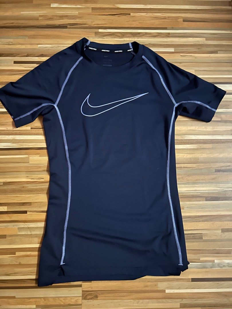 Boys nike compression shirt deals