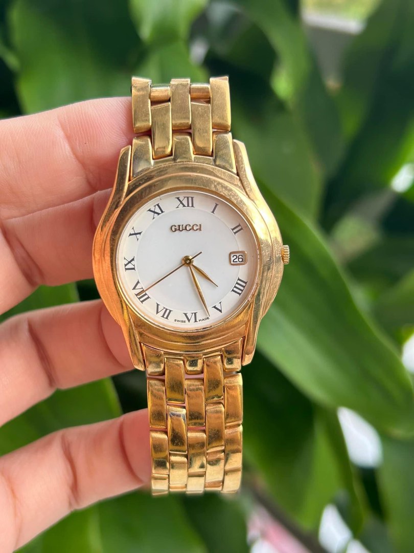 PREOWNED GUCCI 5400 Approx 18cm 35 mm case diameter