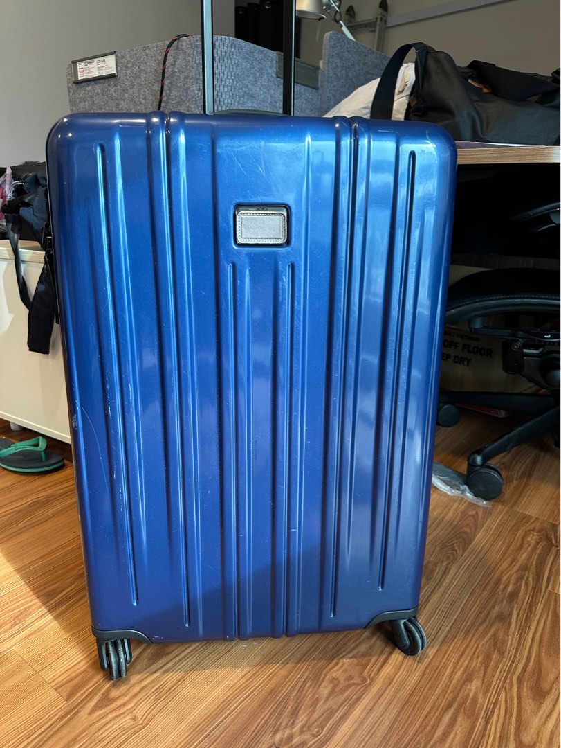 reduce for clearance Tumi luggage expandable superlight v3 check in size
