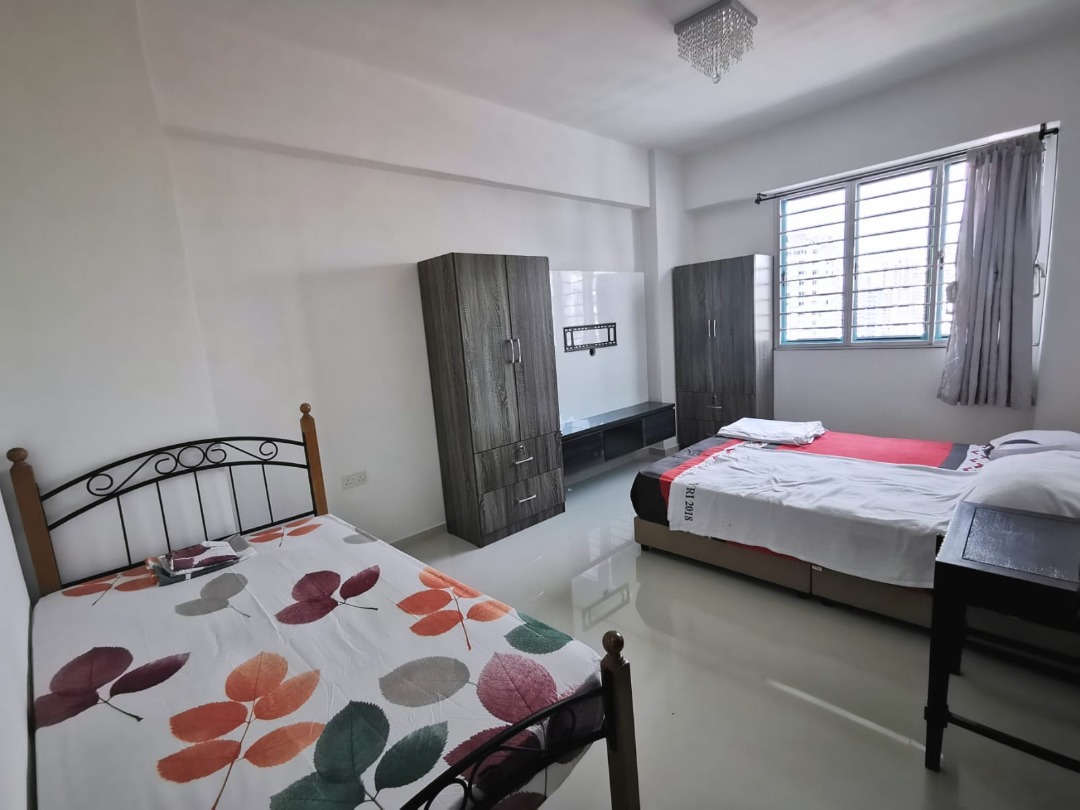Room For Rent - Victory Heights/ Bigger Room/ 2-3 Pax/ Fully Furnished ...