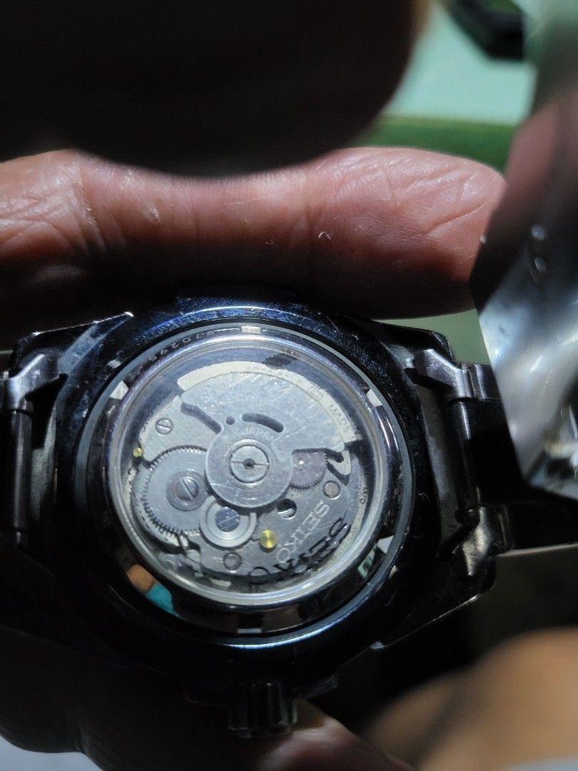 Seiko 5 100m divers 7s36 movt (Category: Men's Watches) located in Agoncillo. Submitted by jojowatches (Listing ID 1313543779, Image 3). Description: .