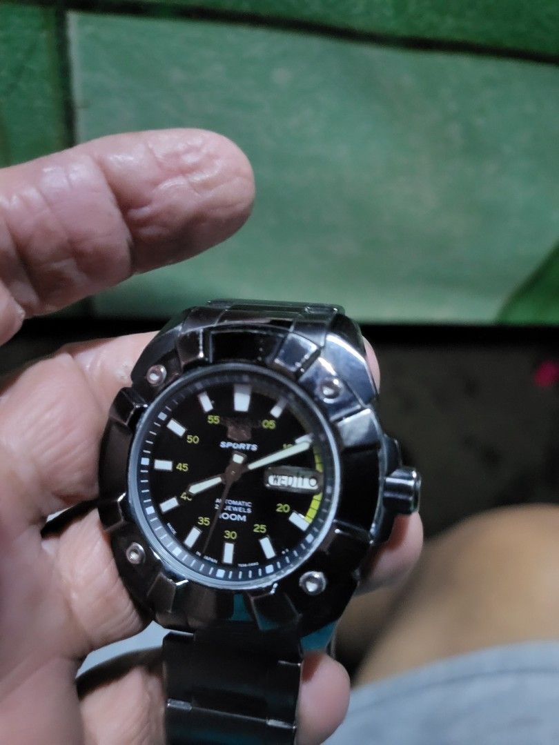 Seiko 5 100m divers 7s36 movt (Category: Men's Watches) located in Agoncillo. Submitted by jojowatches (Listing ID 1313543779, Image 1). Description: .