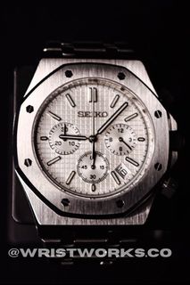 (Category: ) located in . Submitted by wristworks (Listing ID 1295518253, Image 1). Description: .