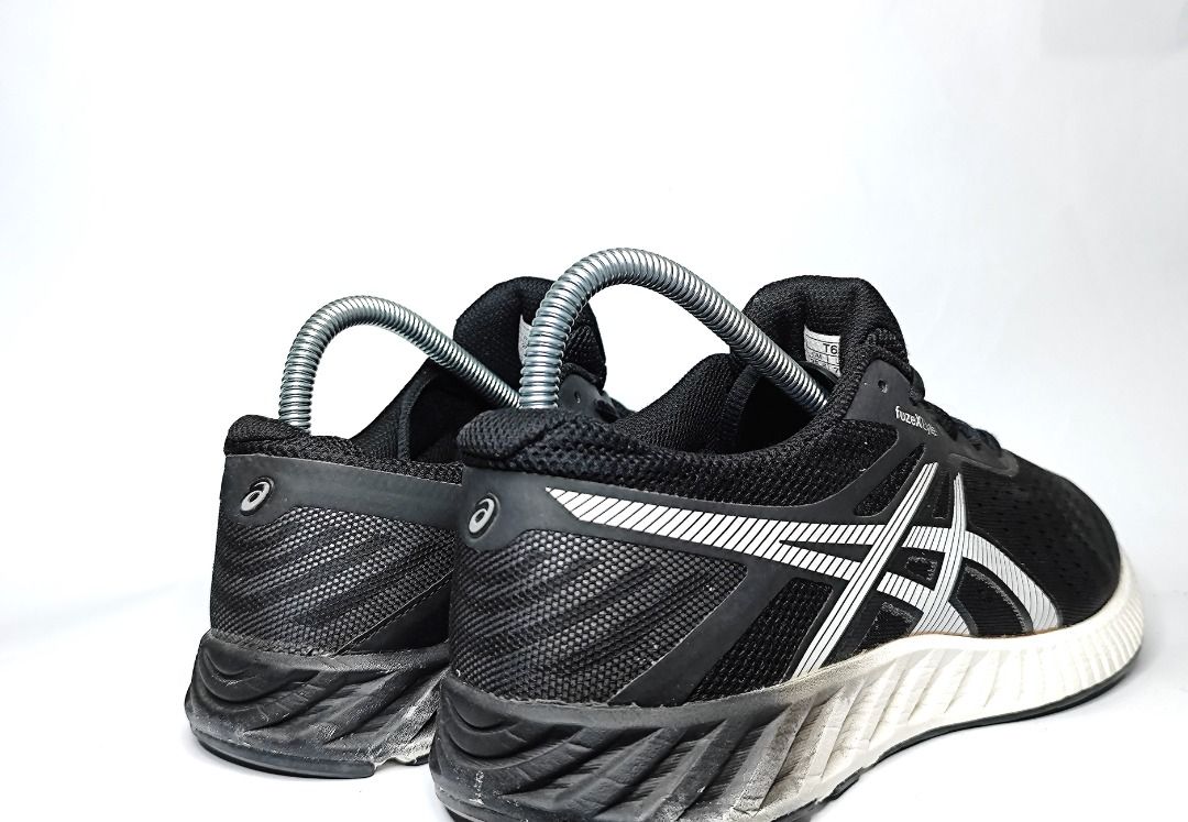Sepatu asics fuzex cheap