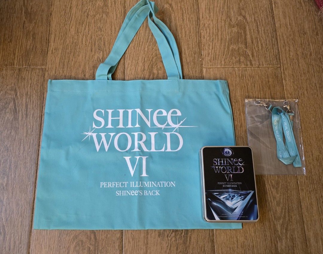 SHINee WORLD Ⅵ トートバッグ - メルカリ