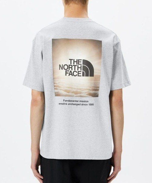 The north face print tee $388, 男裝, 上身及套裝, T-shirt、恤衫、有