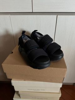 （分類：）位於 。 由 Nakurm.official 提交（商品編號 1313446724，圖片 1）。簡介： 。