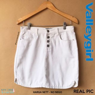 (Kategori: ) berada di . Dikirim oleh secondandearth (ID iklan 1313486717, Gambar 1). Deskripsi: .