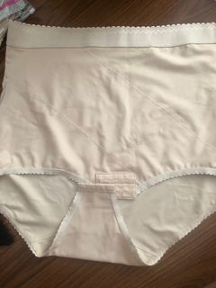 (Category: ) located in . Submitted by makhy_21 (Listing ID 1313475092, Image 1). Description: .