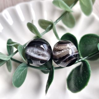 (Category: ) located in . Submitted by myntesgems (Listing ID 1313702730, Image 1). Description: .