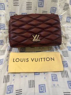 (Category: ) located in . Submitted by lovebrand (Listing ID 1313638835, Image 1). Description: .