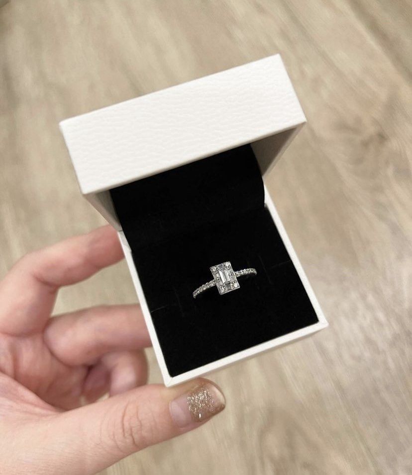 Pandora luminous ice ring hot sale