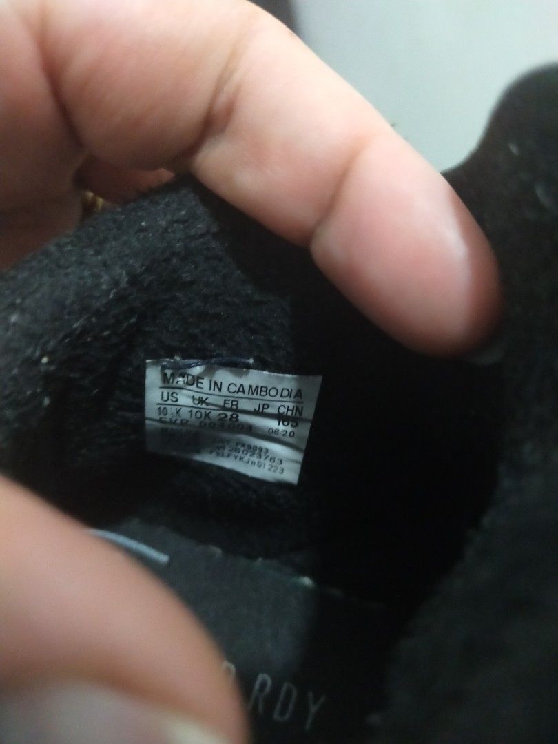 Adidas (Category: Babies & Kids Fashion) located in Manila. Submitted by lyn41321 (Listing ID 1313759861, Image 3). Description: .