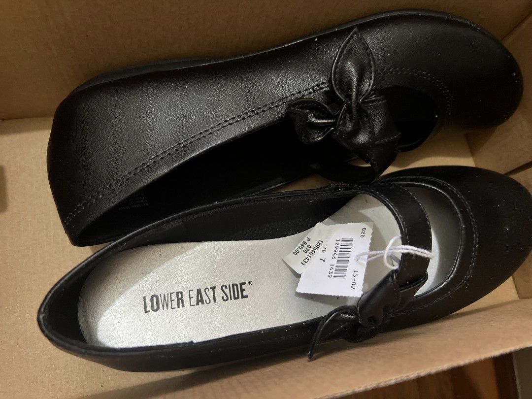 Alex by payless (Category: Flats & Sandals) located in Dasmarinas. Submitted by alexandrobyn (Listing ID 1313640150, Image 1). Description: BRANDNEW SIZE 7.