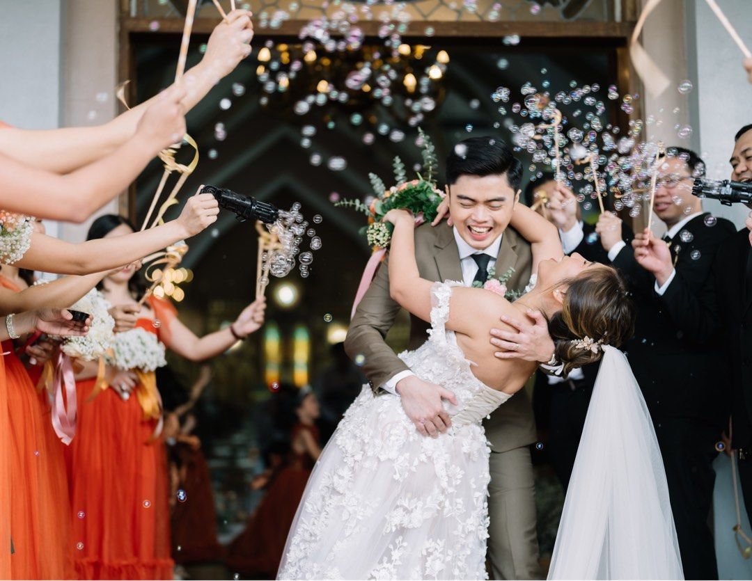 Black Toy Bubble Gun Classic with Freebies Wedding (Category: Kids Toys) located in Quezon City. Submitted by summerhues.co (Listing ID 1313663405, Image 2). Description: Black Toy Bubble Gun Classic for Wedding Freebies: 2 refills, battery pack Quezon City Payment: Gcash Buy 1 - 150php Buy 2 - 250php.
