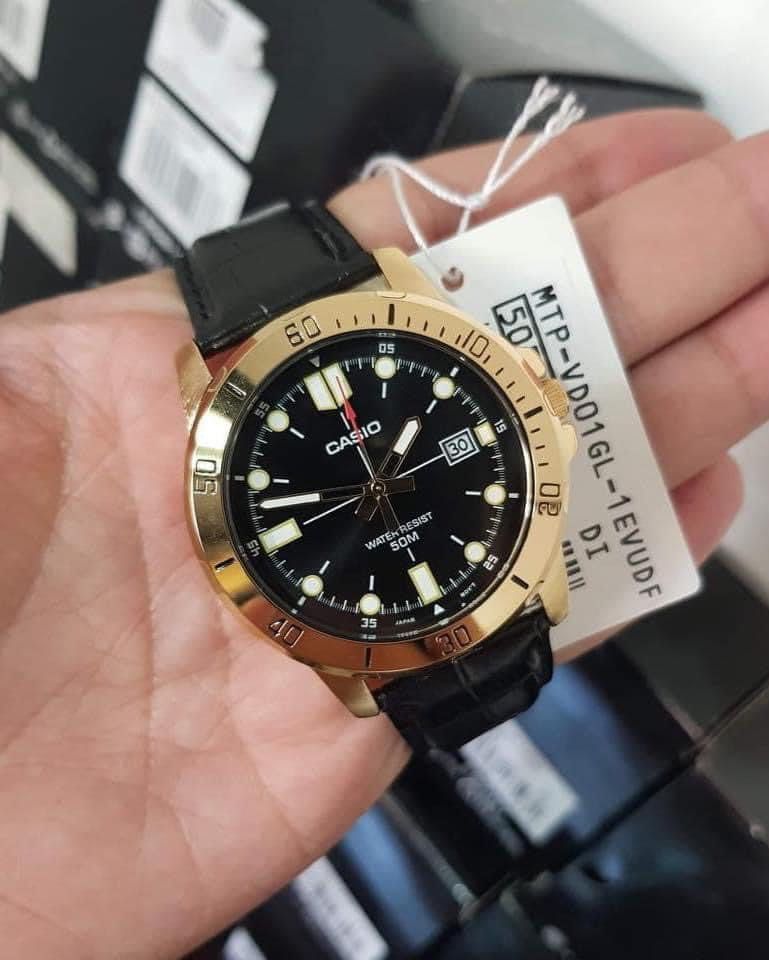 Casio Men’s Watch Leather Strap (Category: Men's Watches) located in Taytay. Submitted by michidc (Listing ID 1313676167, Image 2). Description: Leather Strap Casio mens Ganda!!!🤯🤯🤯 Perfect gift suggestion😍 Add 200 pesos for hard box 💯% Original. Brandnew. Complete with box and tag. #LegitSince2013.